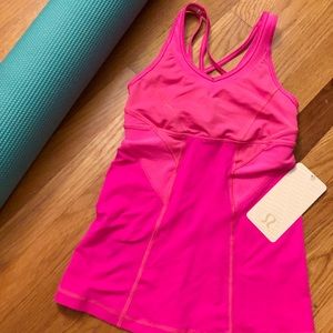 NWT Lululemon Strap it Like it’s Hot Tank size 4